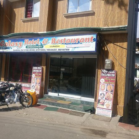 Galaxy Hotel & Restaurant Lansdowne Exterior foto