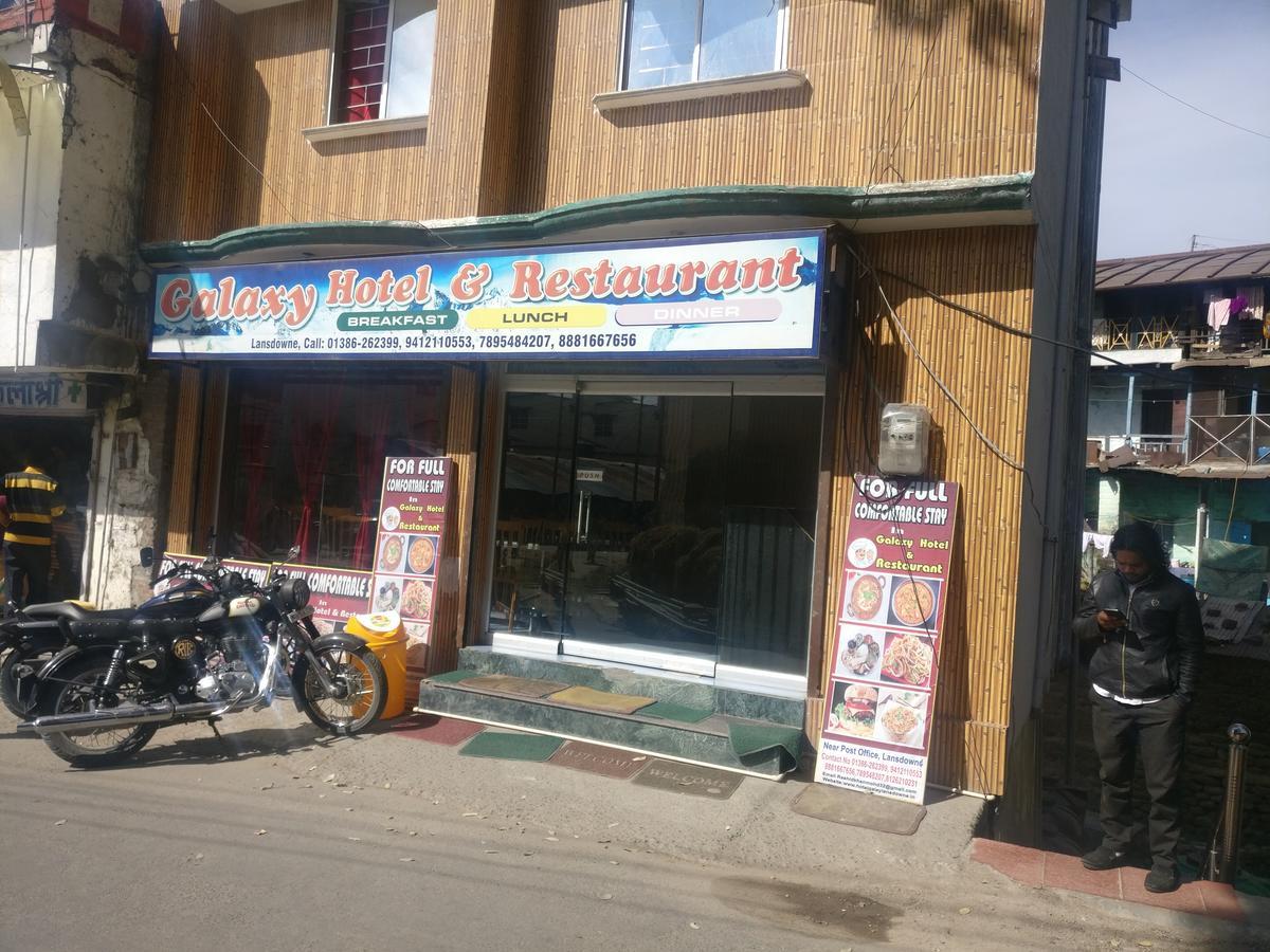 Galaxy Hotel & Restaurant Lansdowne Exterior foto